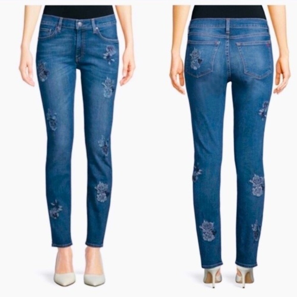 Miss Me Vintage Skinny Rose Embroidered Jeans 24